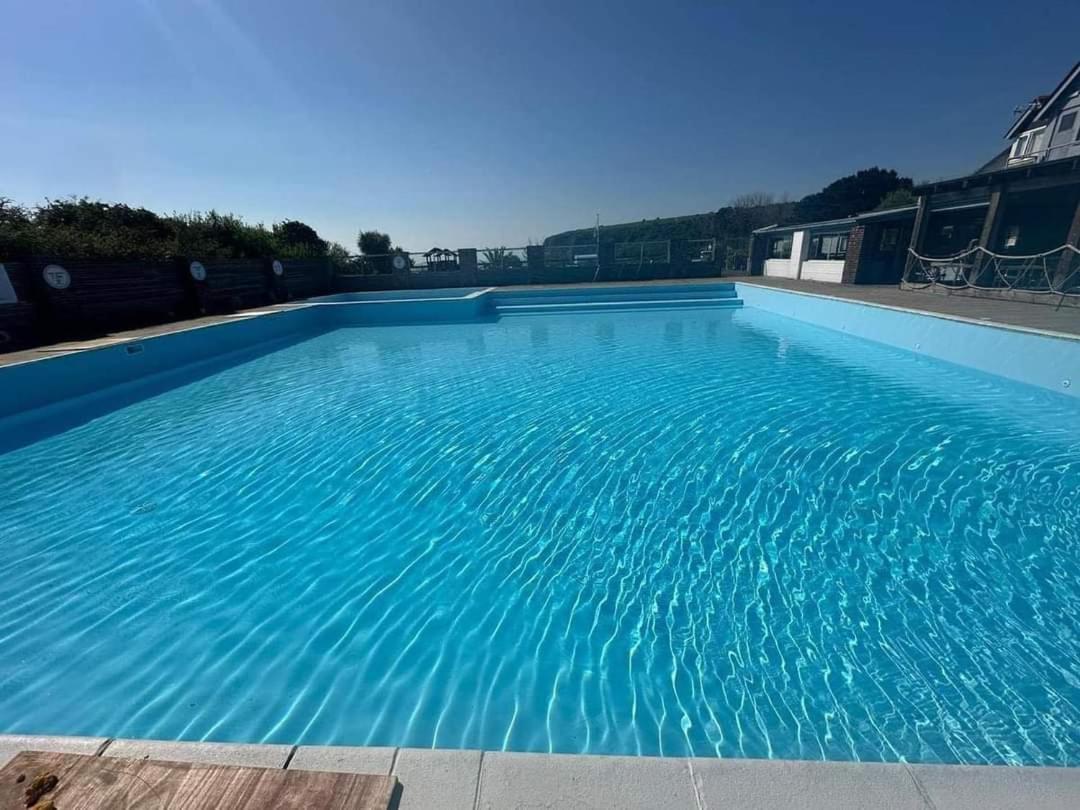 Home With A View Whitecliff Bay Holiday Park Bembridge Exterior foto